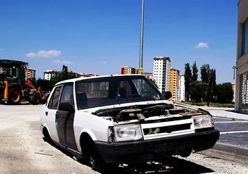 Yedek parçası eksik olan bu arabaya geliyor