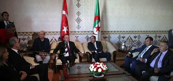 Dışişleri Bakanı Mevlüt Çavuşoğlu Cezayir’de