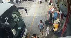 Kavga eden yolcular kalp krizi geçirdi!