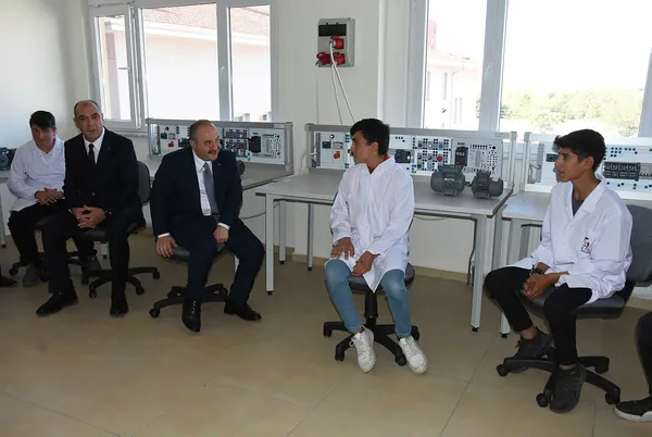 AK Parti’den flaş 2023 asgari ücreti açıklaması! Başkan Erdoğan talimatı verdi! Ocak ayı zammı ne kadar olacak?