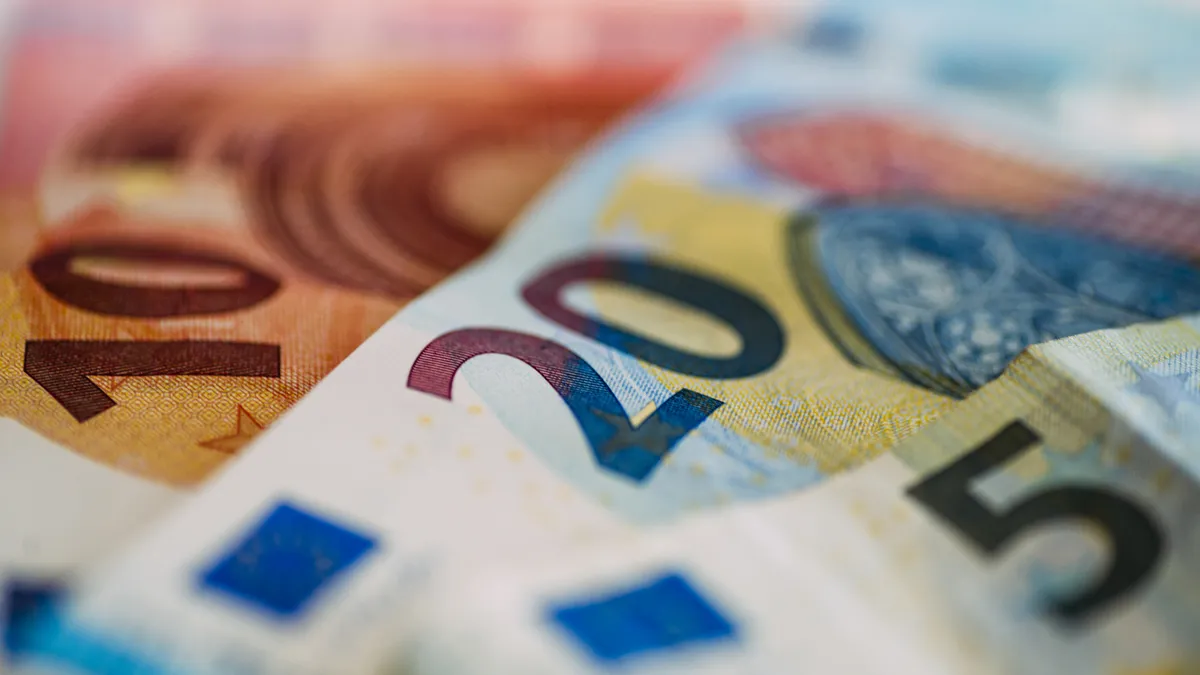 Trump'ın tarifesi Avrupa'da yatırımcı güvenini dibe vurdurdu