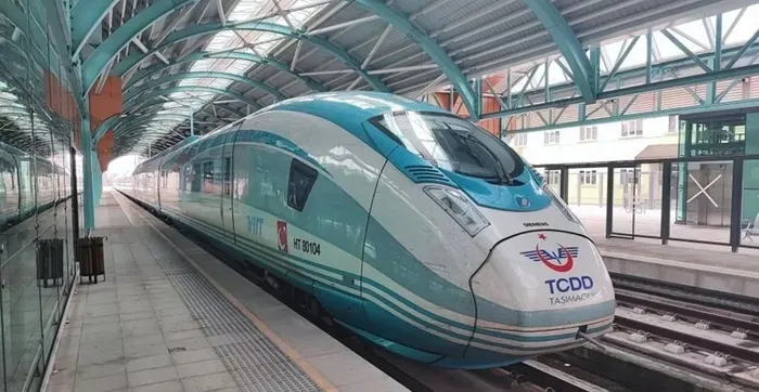 Tren biletlerinde emeklilere yüzde 10 indirim! Binlerce kişi faydalandı - 2