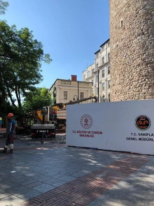 AK Parti’den İBB’nin Galata Kulesi skandalına sert tepki: Bu nasıl bir nefret!