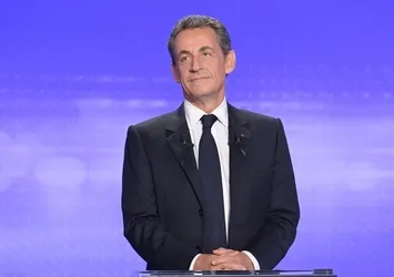 Sarkozy'i sinirlendiren Kaddafi sorusu