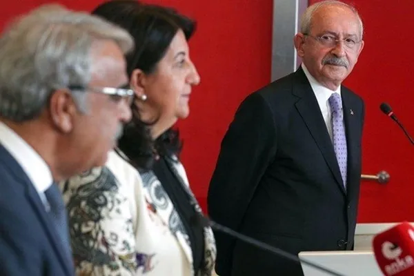 1679048923945.jpeg CHP Lideri Kemal Kılıçdaroğlu ile HDP görüşmesi neden ertelendi? Kılıçdaroğlu 18 Mart tepkilerine rağmen gitmek istemiş - 1