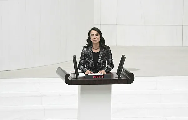 1702387741618.jpg TBMM kürsüsünde iftiralar serisi! Özgür Özel'in gözbebeği DEM/HDP'den Türkiye'ye İsrail benzetmesi! Hedefleri yine Mehmetçik... - 4