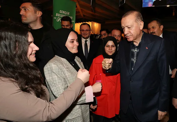 Başkan Erdoğan’dan İsveç’teki PKK rezaletine sert tepki: Uyardık! Gerekli adımlar atılmazsa ilişkiler daha da gerilebilir