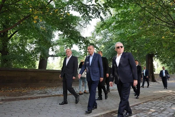 Başkan Recep Tayyip Erdoğan Central Park’ta yürüyüş yaptı! Başkan Erdoğan’a New York’ta yoğun ilgi