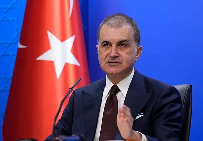 son-dakika-ak-partide-kritik-myk-toplantisi-sonrasi-omer-celikten-onemli-aciklamalar-1723474329757.jpg AK Parti Sözcüsü Çelik, partisinin MYK toplantısına ilişkin açıklamada bulundu.