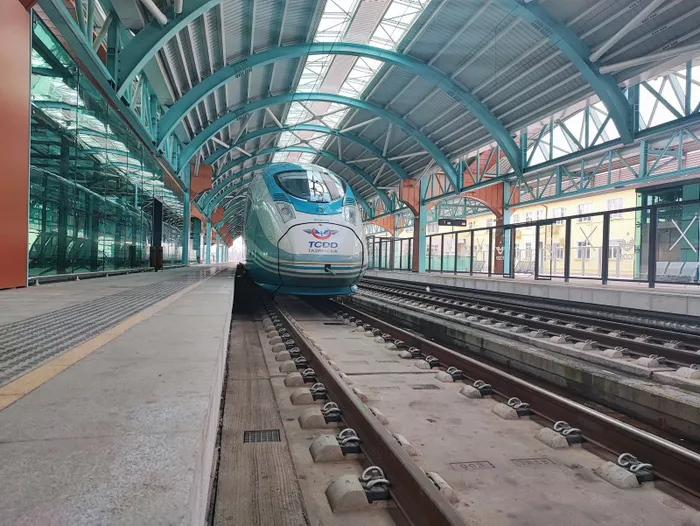 Ankara - Sivas hızlı treni ilk seferi için başkentten hareket etti! Ulaştırma ve Altyapı Bakanı Adil Karaismailoğlu'ndan A Haber'e özel açıklamalar - 9