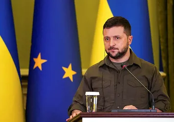 Almanya Başbakanı Olaf Scholz Ukrayna Devlet Başkanı Zelenskiy ile görüştü