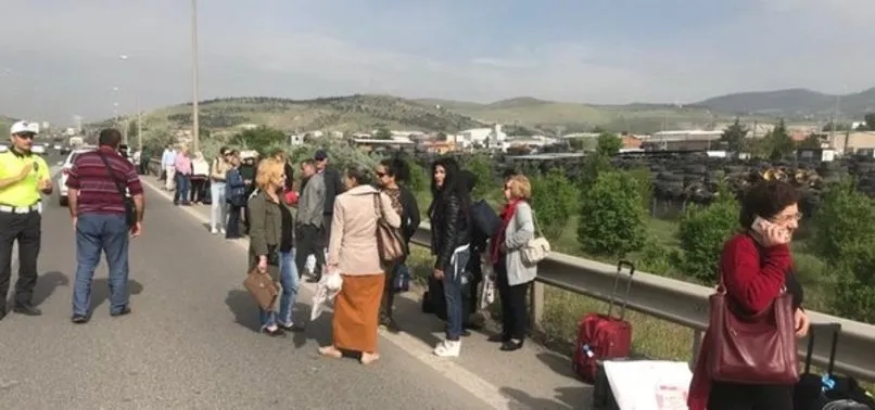 Seyir halindeki yolcu otobüsünde yangın