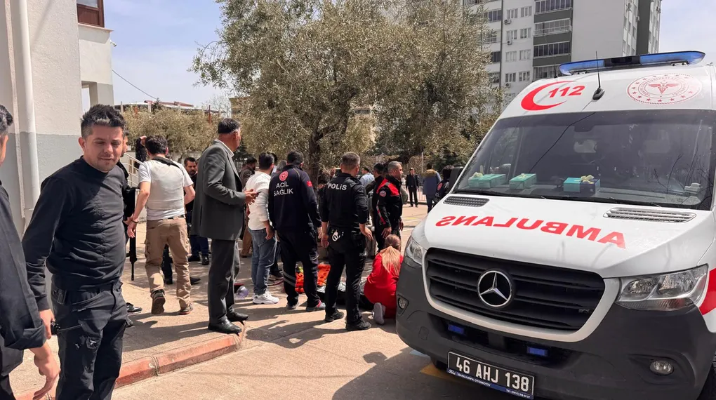 K.MARAŞ'TA OKULDA SİLAH SESLERİ!