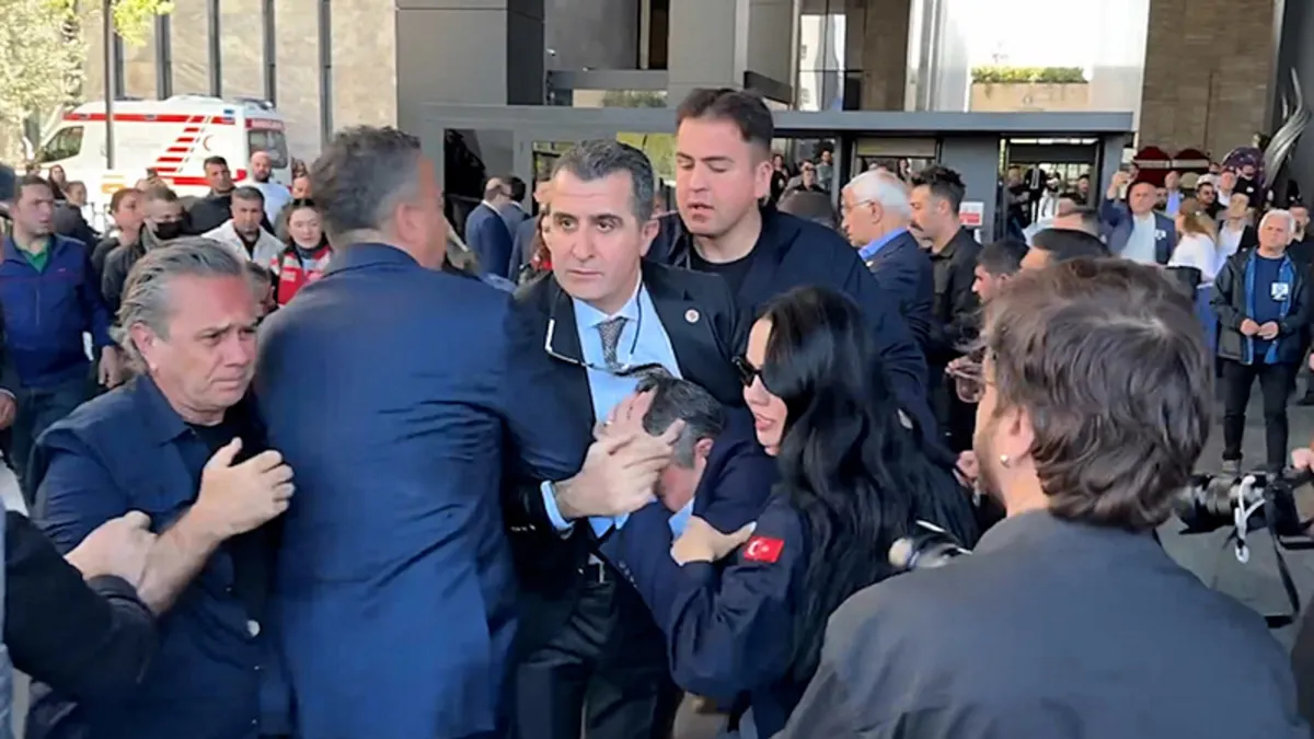 CHP Genel Başkanı Özel'e saldırı: Sosyal medyadaki paylaşımlara inceleme