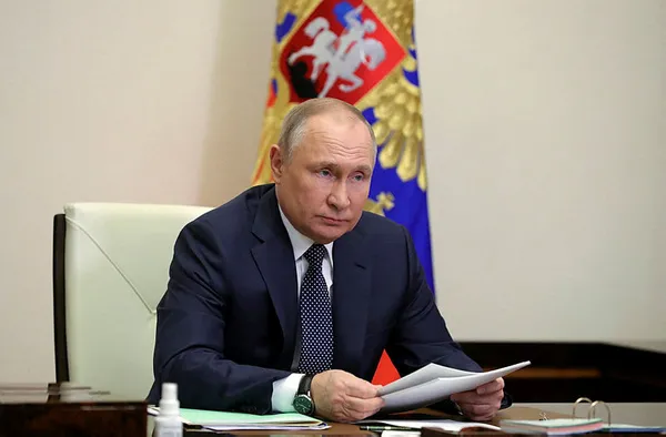 Rusya'da "Dost" ve "Dost olmayan" ülkeler hakkında flaş karar! Putin uçuşlar için imzayı attı - 1