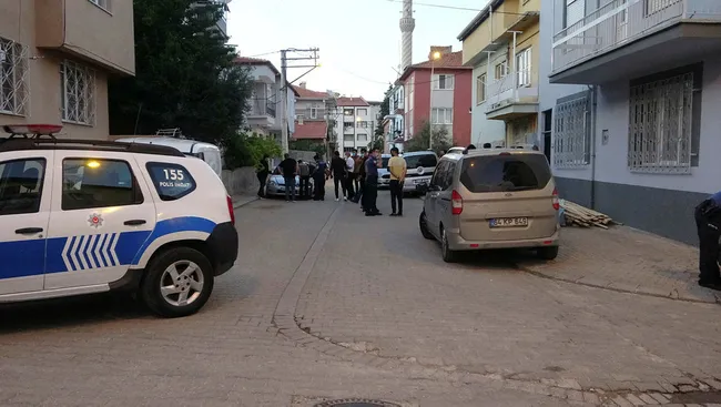 Uşak'ta Almanya'dan 15 gün önce gelen bir kişi evinde ölü bulundu - 1