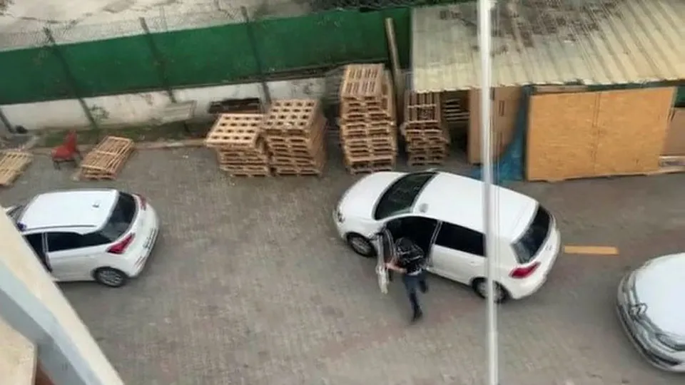 Son dakika: İstanbul Kartal'da nefes kesen operasyon! 47 milyon adet ele geçirildi! İşte o görüntüler