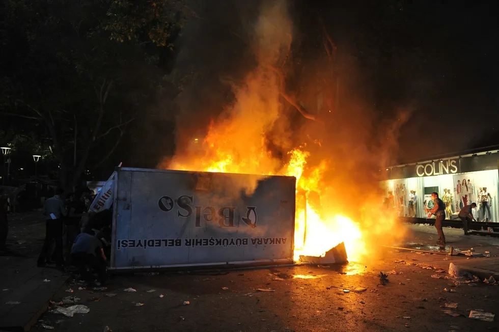 1780246029086.jpg Vesayetin kirli satrancı milli iradeye çarptı! Bağımsızlığa operasyon: Gezi - 2