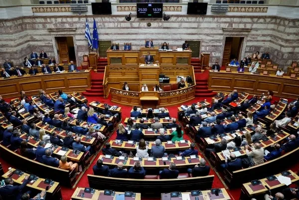 1661538217190.jpg Telefon dinlenmesi skandalı Yunanistan'ı karıştırdı! Çipras'tan Miçotakis'e istifa çağrısı - 6