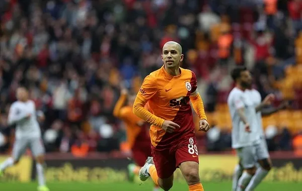 Galatasaray’a Feghouli’den kötü haber! Milli takım kampında...
