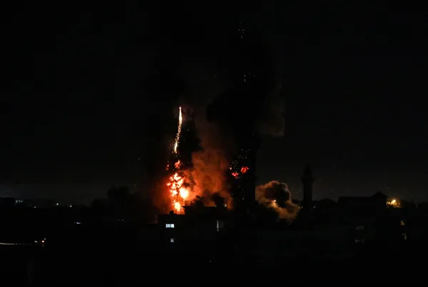 katil-israil-ateskese-ragmen-durmuyor-gazzeye-bombardiman-1623801178156.jpg Katil İsrail ateşkese rağmen durmuyor! Gazze'ye bombardıman - 1
