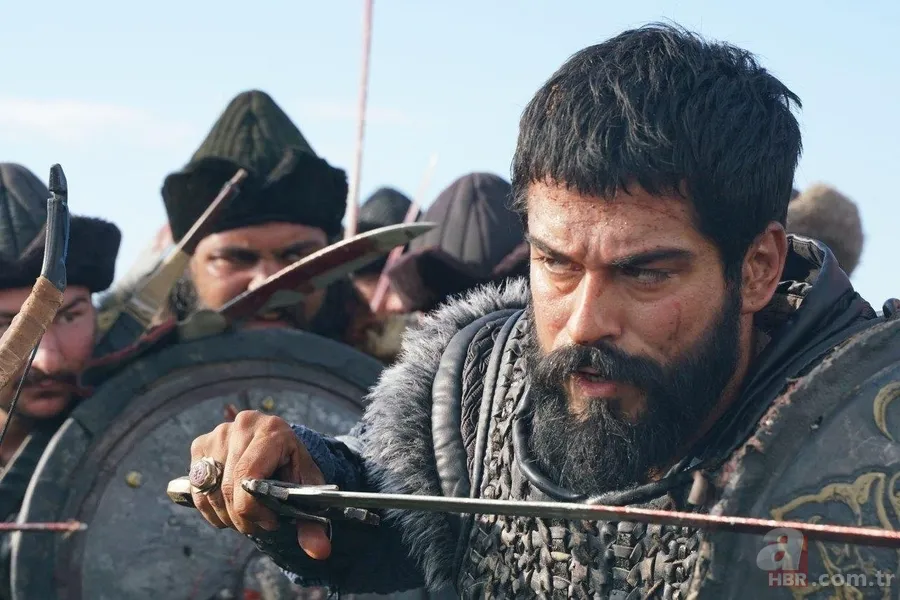 Baltasının hakkıyla fetihten fetihe koşacak! Turgut Alp geri gelecek mi? Kuruluş Osman 3. sezon kadrosu belli oldu 5