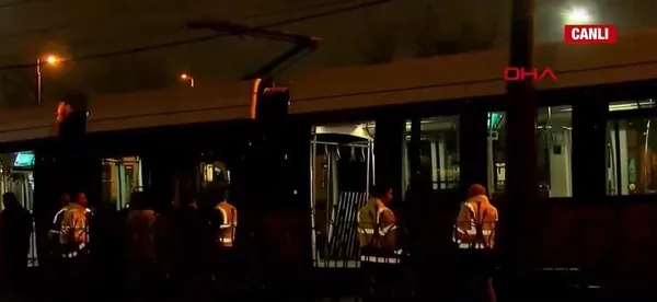 son-dakika-istanbulda-iki-tramvay-kafa-kafaya-carpisti-1706902226032.jpeg SON DAKİKA! İstanbul'da iki tramvay kafa kafaya çarpıştı! - 1