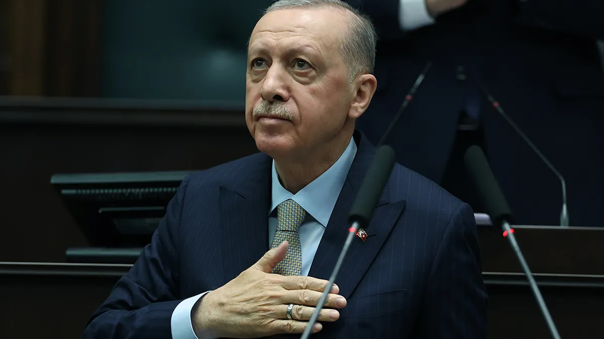 Siyasette dikkat çeken hareketlilik! 3 partiden AK Parti’ye 9 belediye başkanı katılıyor: İşte rozet takacak isimler