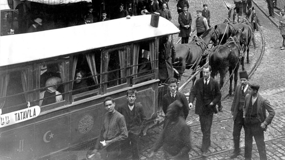 Tanıyabilecek misiniz... Osmanlı döneminde İstanbul'dan kareler...