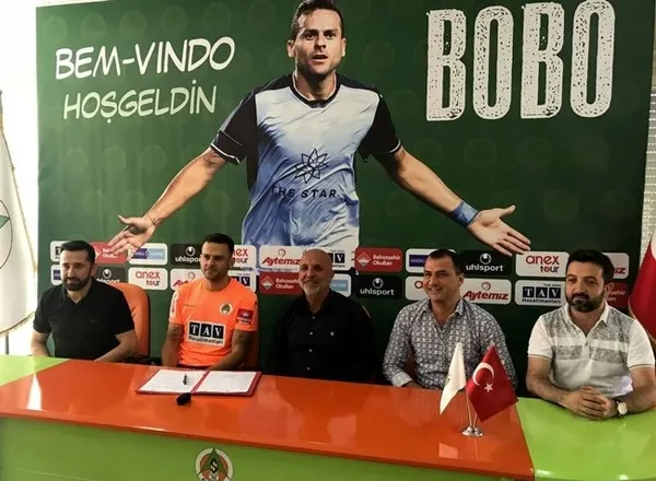 Bobo resmen Alanyaspor'da - 1