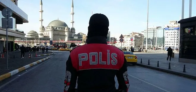 Son dakika: Taksim’de sokağa çıkma kısıtlamasında bu kez turistlere ceza yağdı