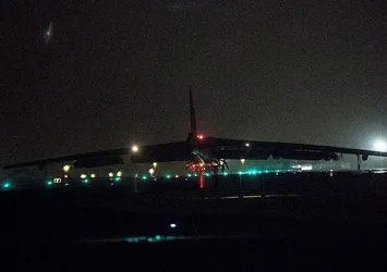 ABD’nin B-52’leri Katar’daki üsse indi