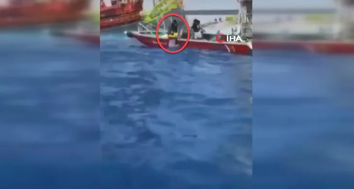 Deniz platformu yan yattı: 4 kişi kayıp