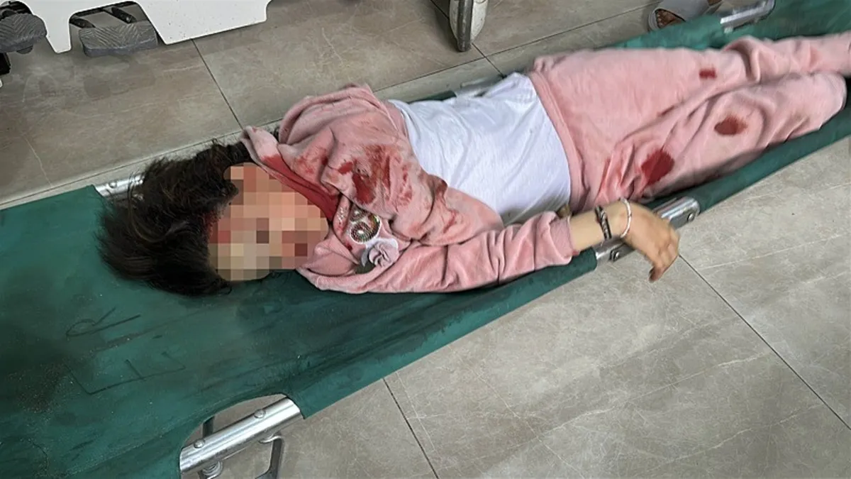 Katil İsrail kana doymuyor! Gazze'de Durra Çocuk Hastanesini vurdu