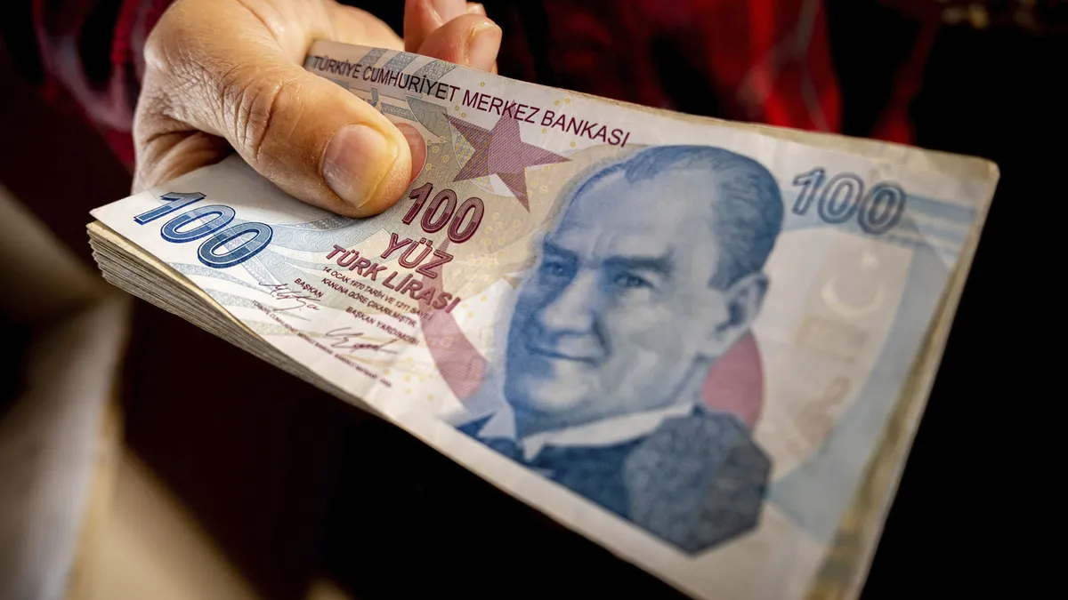 Yargıtay'dan milyonlara emsal karar: Hafta tatilindeki 7,5 saatlik çalışmaya çift ödeme yapılmayacak