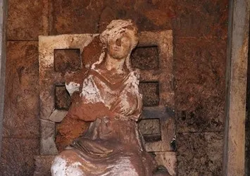 2 bin 100 yıllık ana tanrıça heykeli bulundu