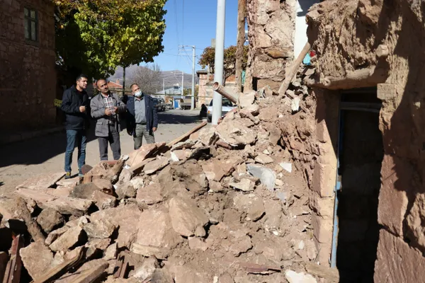1637162637720.jpg İstanbul depremi hakkında flaş sözler! Düzce depremi tetikleyecek mi? İstanbul'da deprem açısından en güvenli yer neresi? - 5