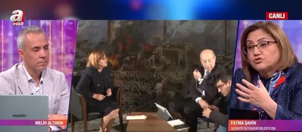 1649098260866.jpg Fatma Şahin Muharrem Sarıkaya'nın basın çalışanına tokat attığı o anları anlattı! Reji ile arasında geçen diyalog... - 5