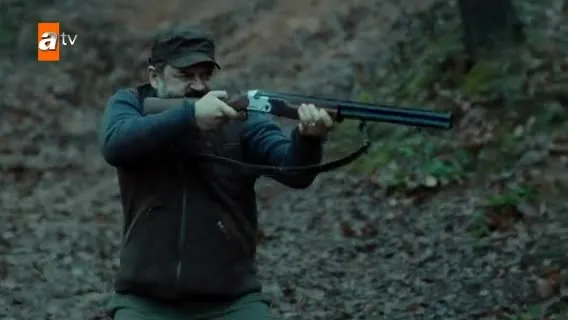 atvnin-yeni-dizisi-yalniz-kurt-aksiyon-sahneleriyle-dikkat-cekti-1641024861038.jpg Atv’nin yeni dizisi Yalnız Kurt'un aksiyon sahneleri nefes kesti - 4