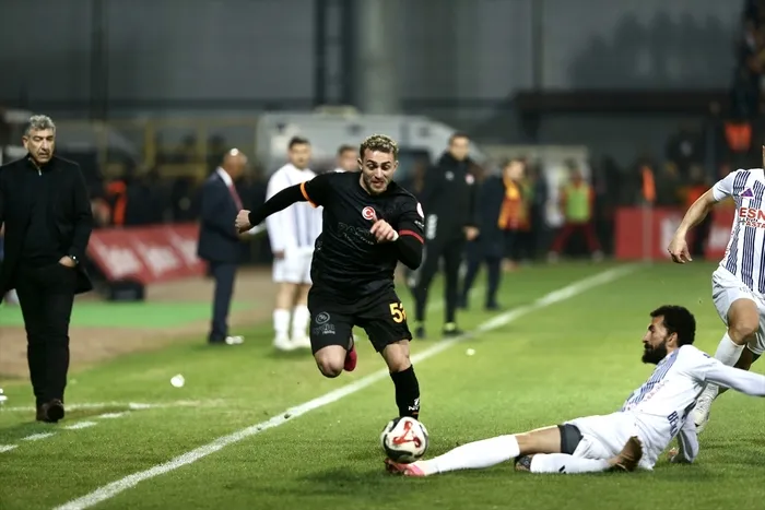 aslan-fethiyede-galip-galatasaray-fethiyesporu-2-1-maglup-etti-1768336319541.jpg FOTOĞRAF: AA