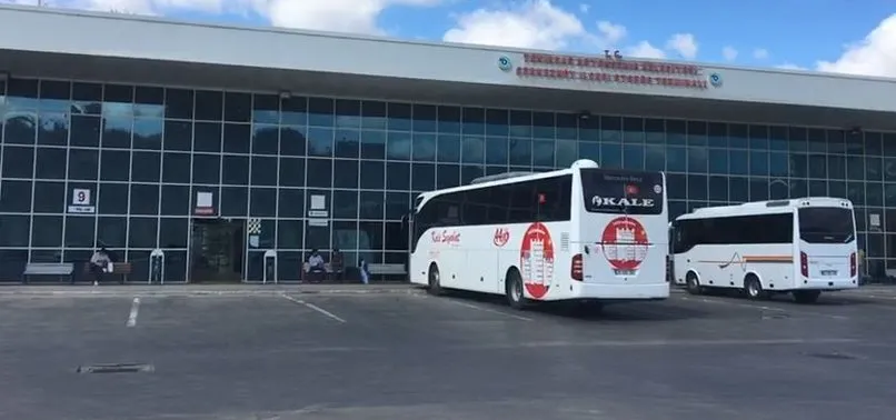 Karantinada olması gerekiyordu! Otogarda bilet alırken yakalandı