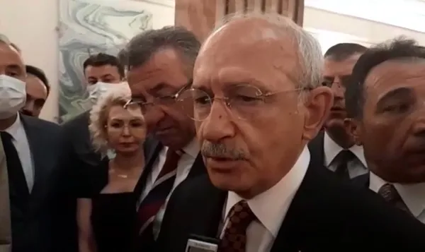 ak-parti-yaptikca-chp-kendine-mal-ediyor-simdi-de-sosyal-konutu-sahiplendiler-1659386608957.jpg AK Parti yaptıkça CHP kendine mal ediyor: Şimdi de sosyal konutu sahiplendiler - 1