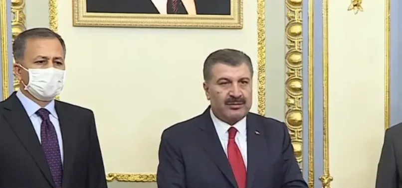 Sağlık Bakanı Fahrettin Koca'dan flaş açıklamalar
