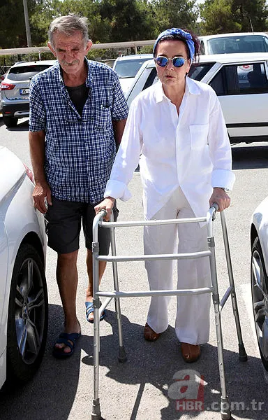 Usta oyuncu Fatma Girik yanlışlıkla dişini yedi 5