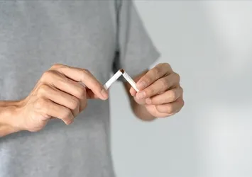 Sigarayı bırakanlara uzmanından "6 ay" uyarısı