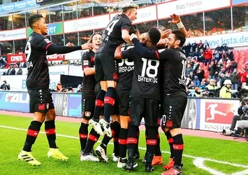 Leverkusen, Ömer ve Hakan'ın golleriyle kazandı