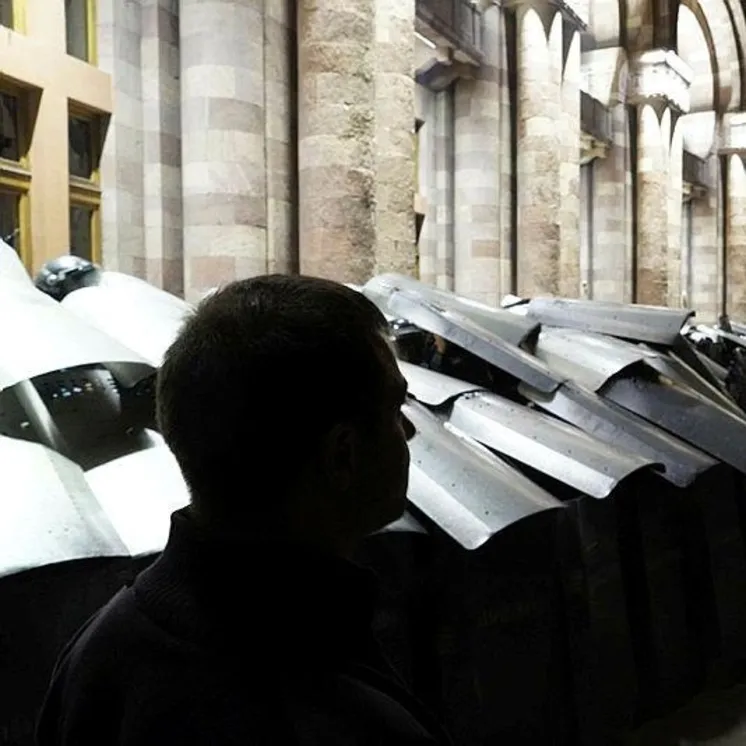 Ermenistan karıştı Paşinyanı hain ilan ettiler!