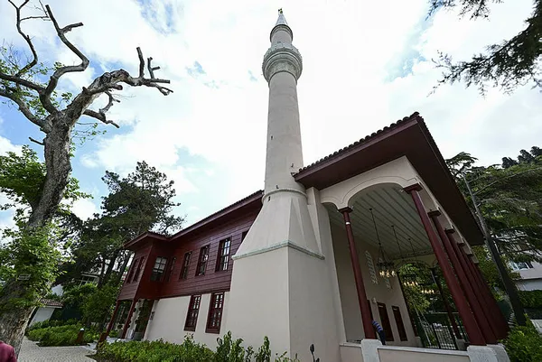 Boğaz’ın incisi Vaniköy Camii ibadete açıldı! Başkan Erdoğan’dan açılış töreninde önemli açıklamalar