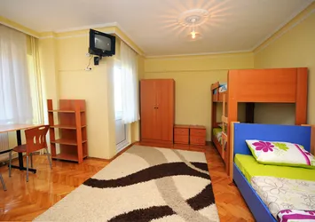 Burdur'da 11 yurt mühürlendi!