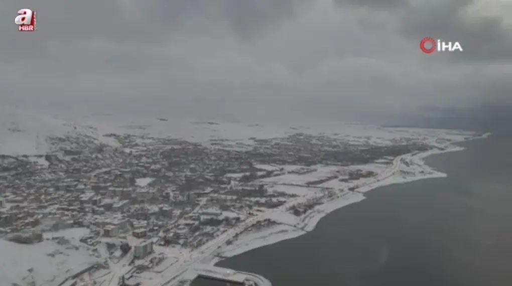 Adilcevaz'da kartpostallık kış manzarası